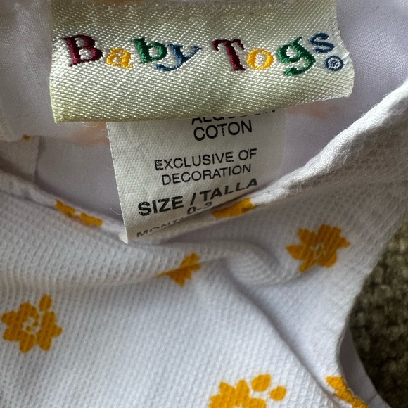 Vintage Baby Togs White and Yellow Floral Romper - Picture 3 of 4